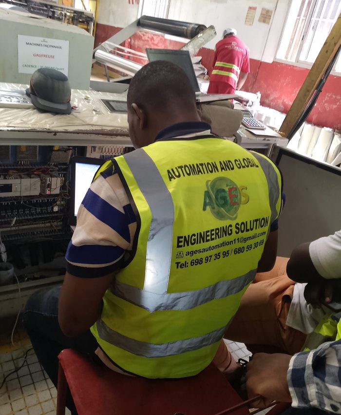 Réhabilitation Automation d&rsquo;une Gaufreuse a Papiers